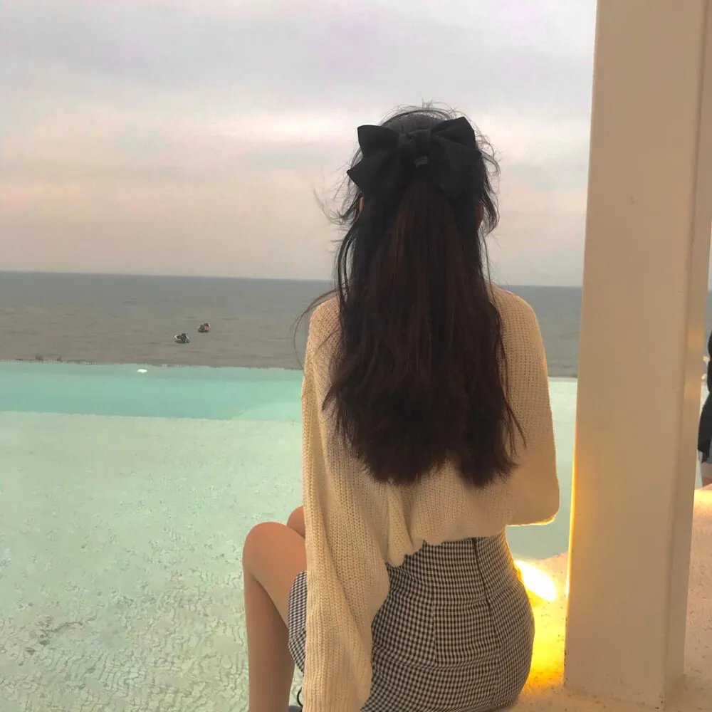 鱼跃在花见粤语